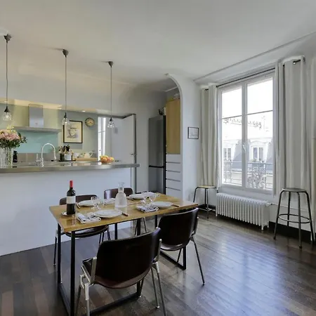 Le Petit Parisien - Au Coeur De Montparnasse Apartment Paris
